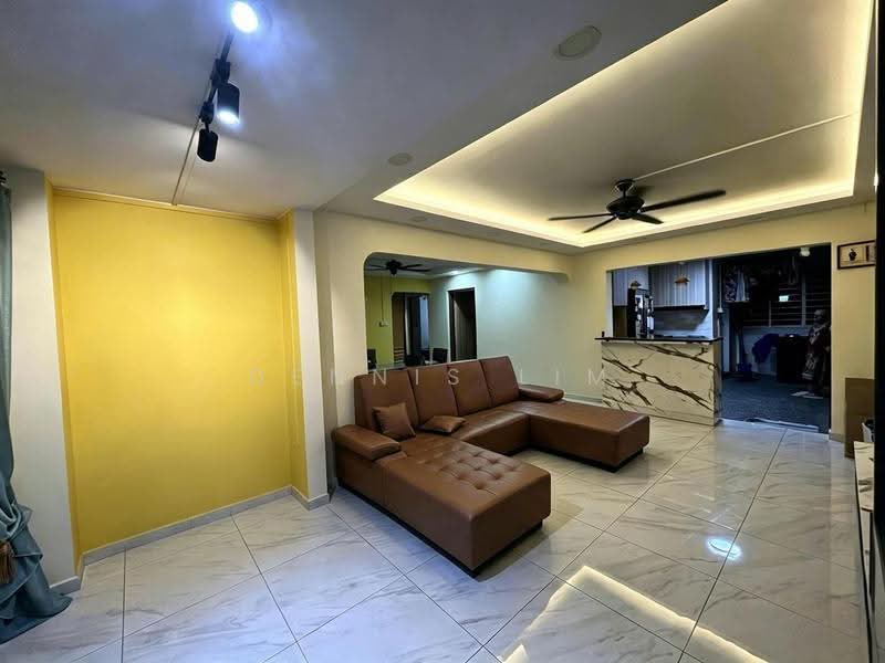 748 Jurong West Street 73