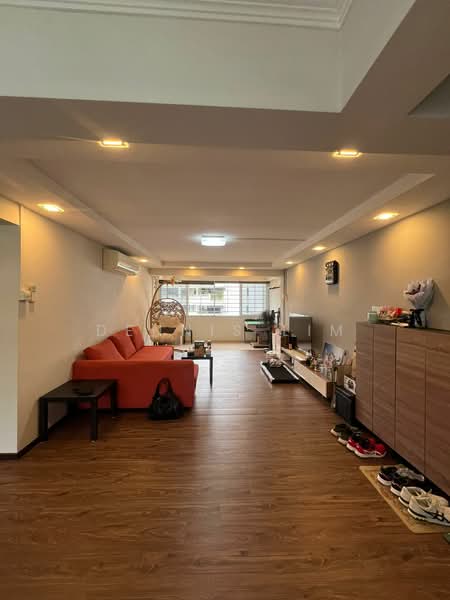 408 Hougang Avenue 10