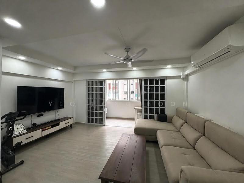 323 Jurong East Street 31