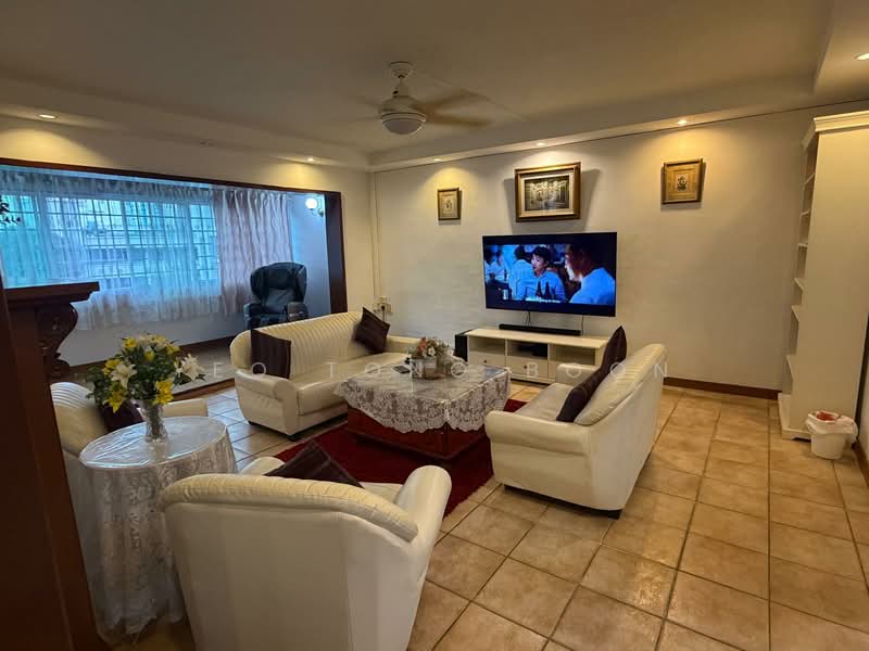 140 Bukit Batok Street 11