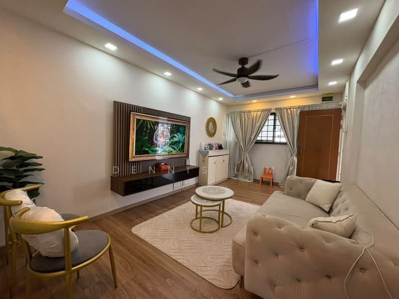 111 Tampines Street 11