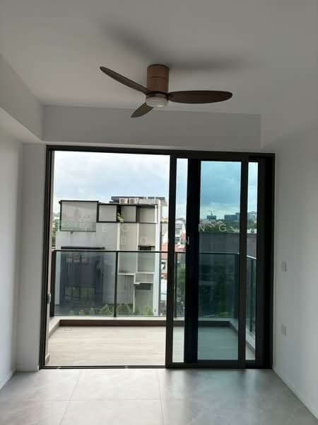 AMO Residence